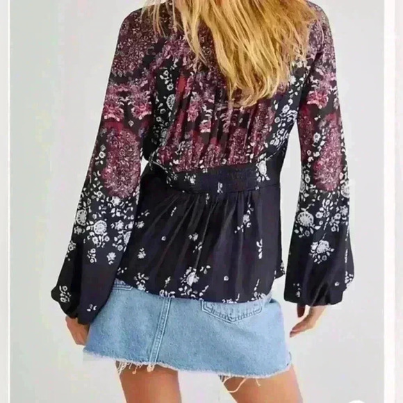 Free People Run Free Blouse Size XS - Picture 6 of 8